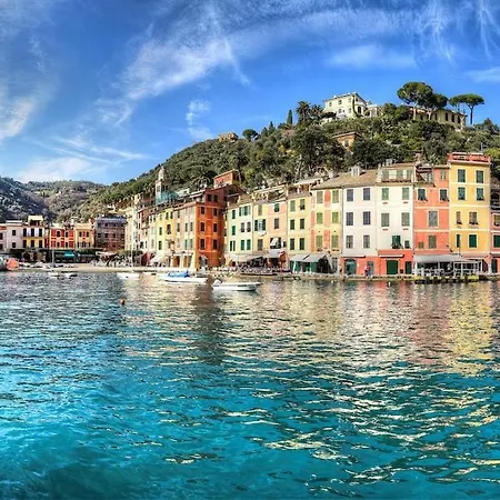 Panoramic Sea View Terrace - Free Parking - Wifi Lejlighed Rapallo