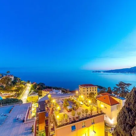 Panoramic Sea View Terrace - Free Parking - Wifi Lejlighed Rapallo